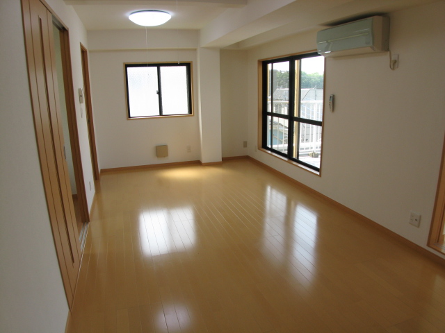 Living and room