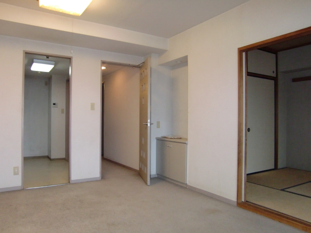 Living and room