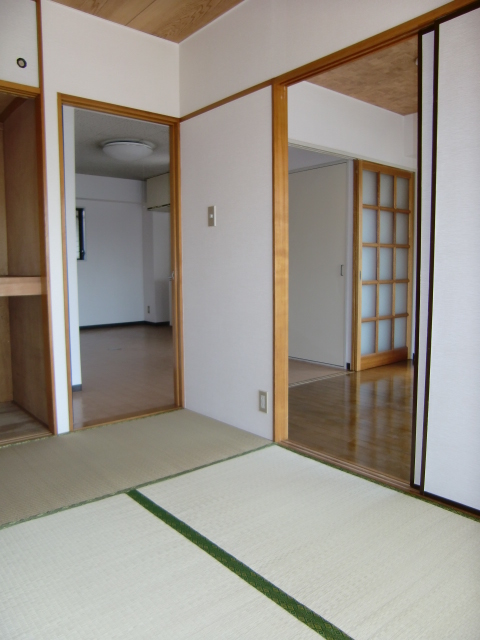 Living and room