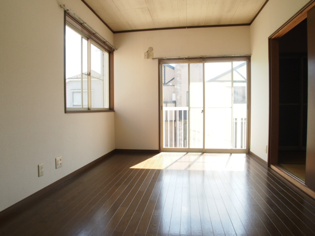 Living and room