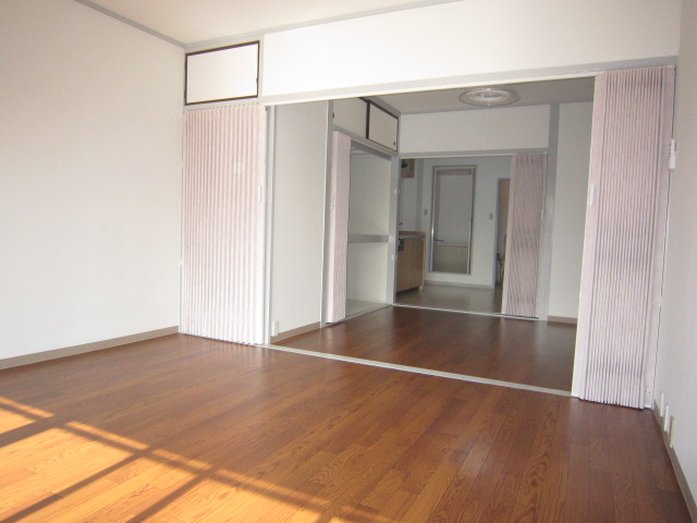 Living and room