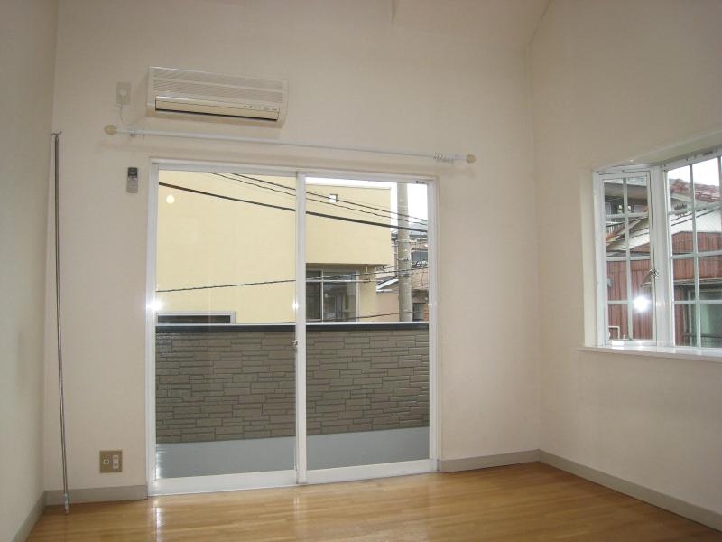 Living and room