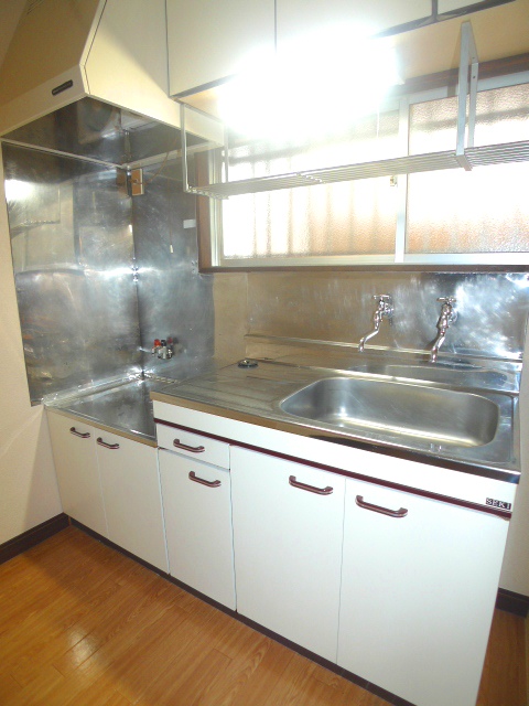 Kitchen. image