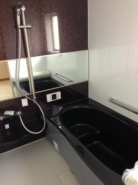 Bathroom. Indoor (12 May 2013) Shooting