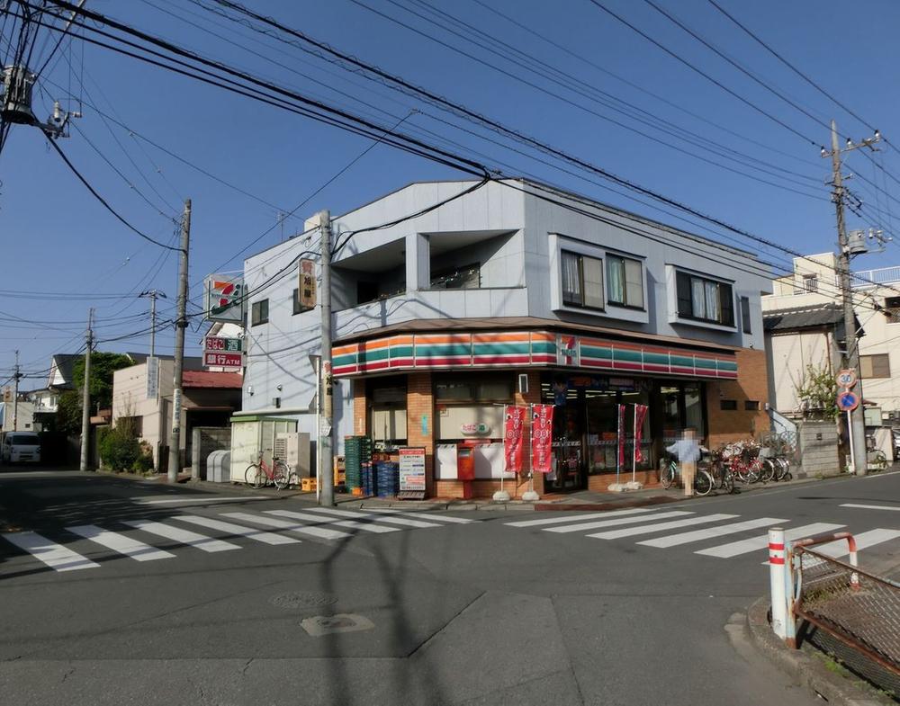 Convenience store. 180m to Seven-Eleven bracken Tsukagoshi 5-chome