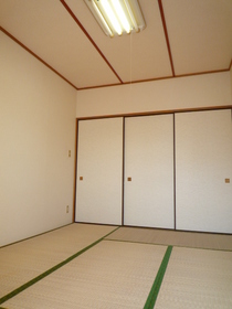 Living and room. Japanese-style room 6 Pledge (re-covering Masu before occupancy)