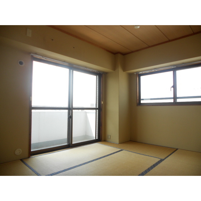Other room space