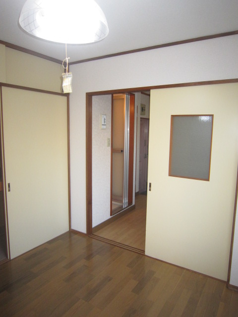 Living and room