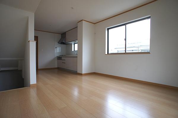 Living. Conversation of your family is lively, Open-minded LDK Indoor (12 May 2013) Shooting