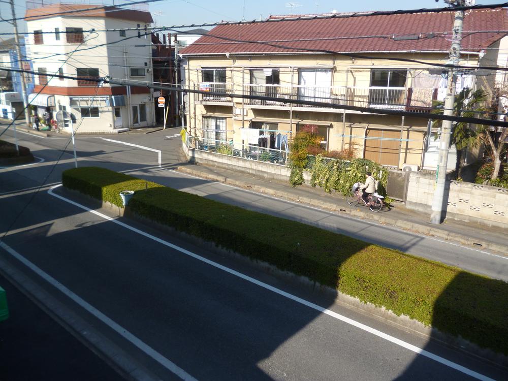 View photos from the dwelling unit. View from the site (December 2013) Shooting