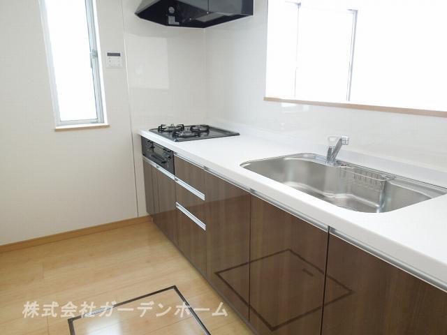 Model house photo. ■ Clear of living 16 quires more. A wide floor plan Western-style there are two of 7 quires, There is also a convenient walk-in closet ■