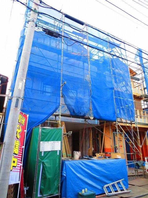 Local appearance photo. Local (11 May 2013) Shooting