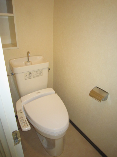 Toilet