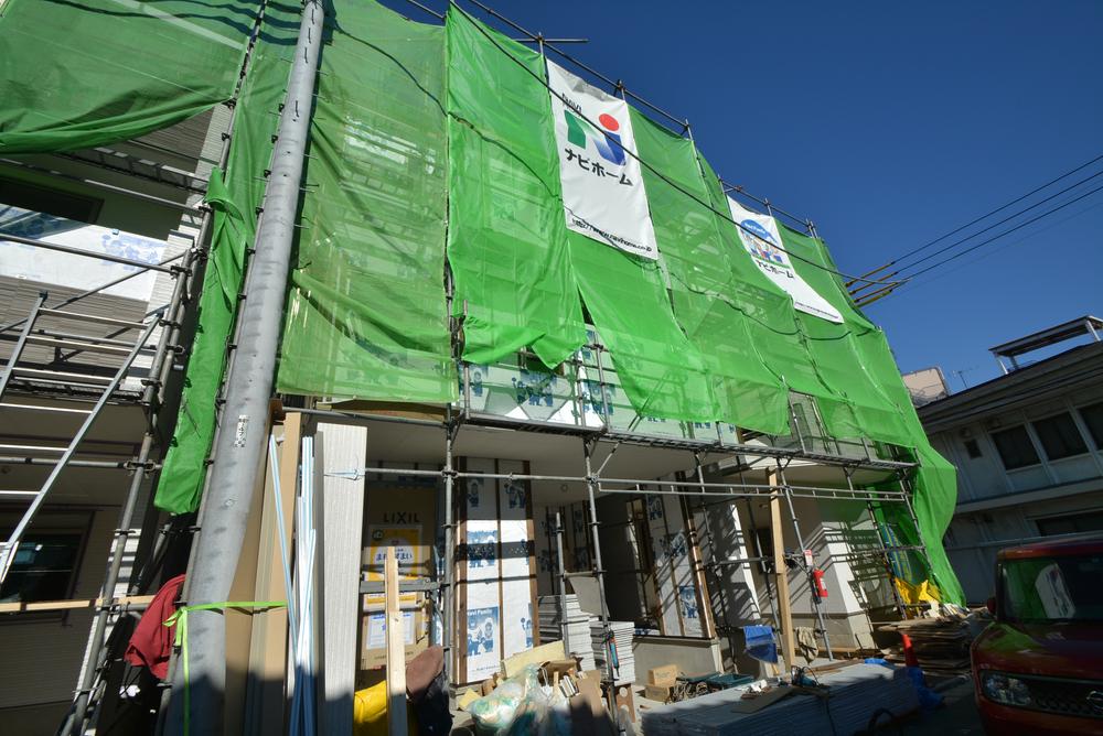 Local appearance photo. Local (11 May 2013) Shooting