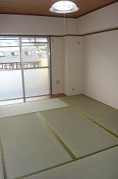 Other room space. Separate Japanese-style photo  ☆ It has become the room clean ・  ・  ・  ☆