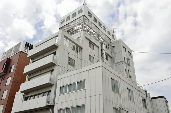 Internal medicine, Respiratory Medicine, Saito Memorial Hospital made of, for example, gastroenterologist. Is less of a burden of a 3-minute walk and the nearby hospital (about 210m)  ※ 2