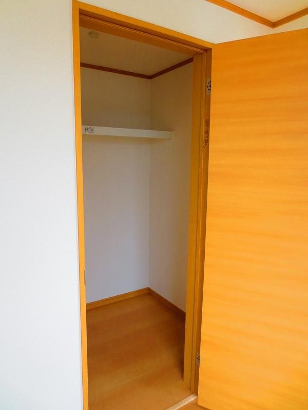 Receipt. Local (12 May 2013) Shooting