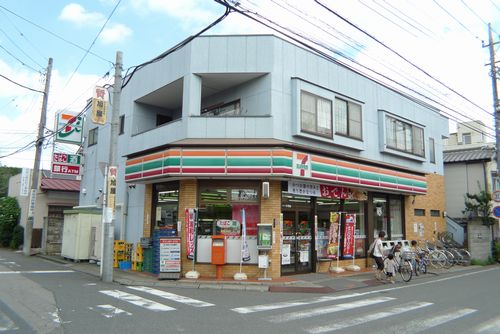 Convenience store. Seven-Eleven bracken Tsukagoshi 5-chome up (convenience store) 122m