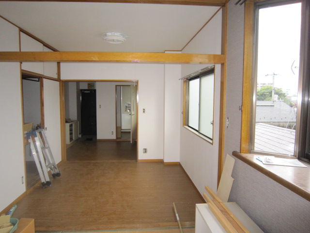 Living and room