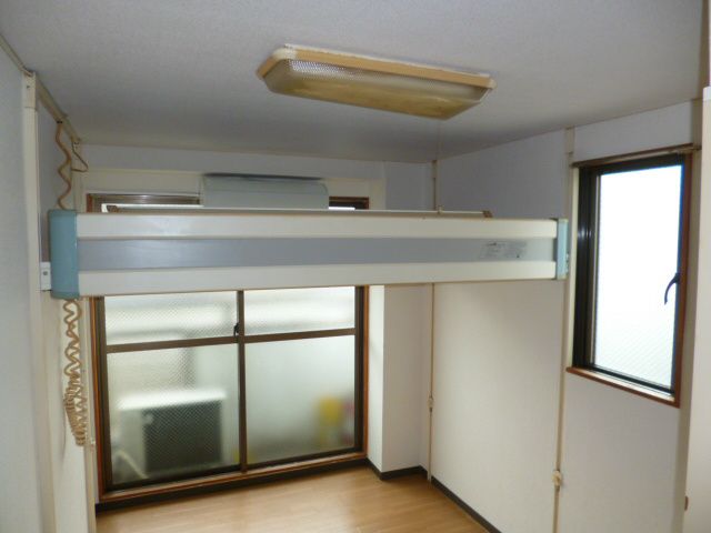 Other room space