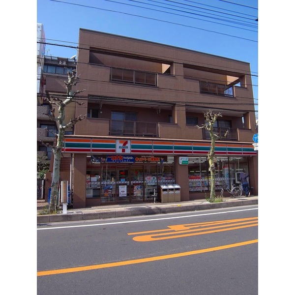 Convenience store. Seven-Eleven Kawaguchi Shiba 2-chome up (convenience store) 428m