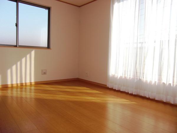 Non-living room. 3 Kaiyoshitsu 7 Pledge