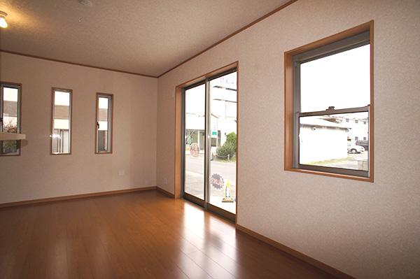 Living. Indoor (11 May 2013) Shooting