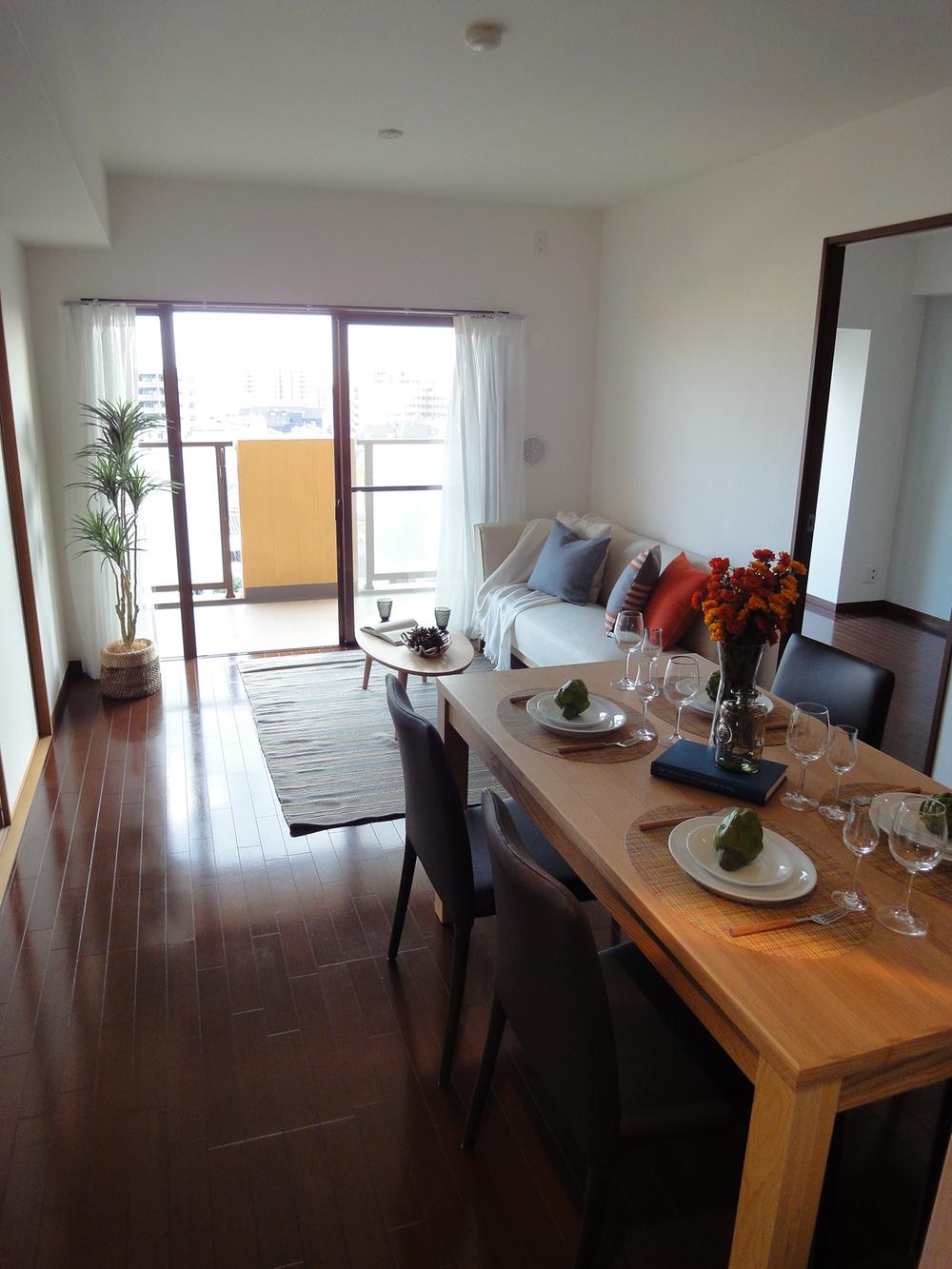 Living. Indoor (10 May 2013) Shooting