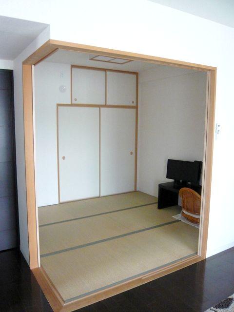 Non-living room. Indoor (July 2013) Shooting