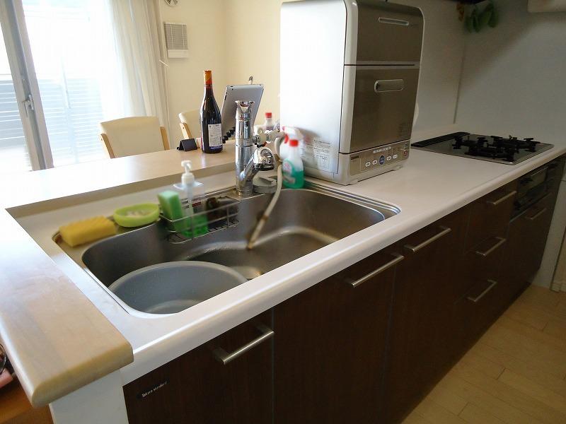 Kitchen. System kitchen (water purifier with faucet ・ With disposer)