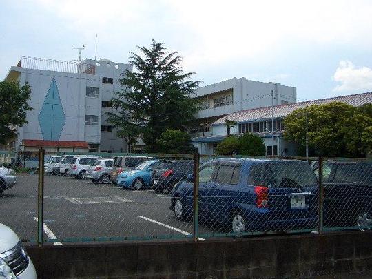 Other. Hachijo elementary school 9 minute walk (about 690m)