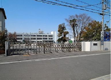 Primary school. 1337m to Yashio Tatsushio stopped Elementary School