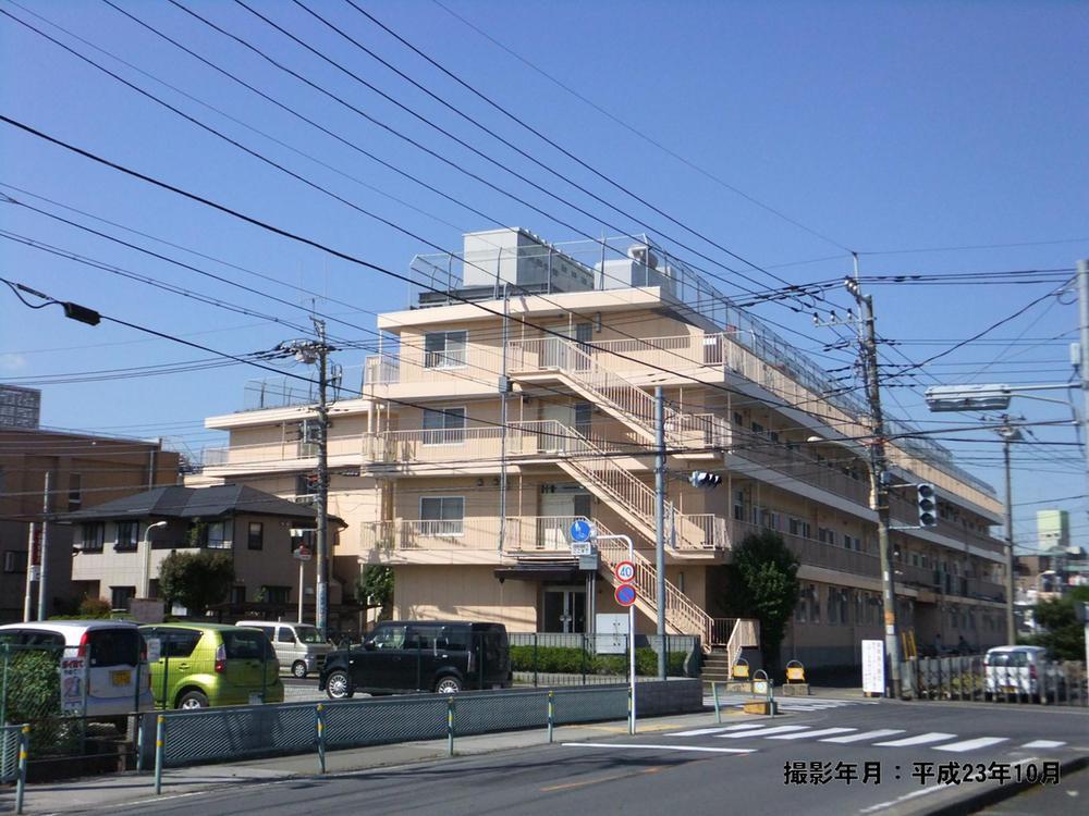 Hospital. 720m until the medical corporation Association Association Society of Friends Yashio Central General Hospital