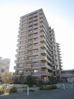 Local appearance photo. "Soka" a pet-friendly apartment of 19-minute walk from the station! (With detailed regulations) renovation completed (2013 October)! Interior shop coordination Furnished Property! Please feel free to contact us please site (December 2013) Shooting