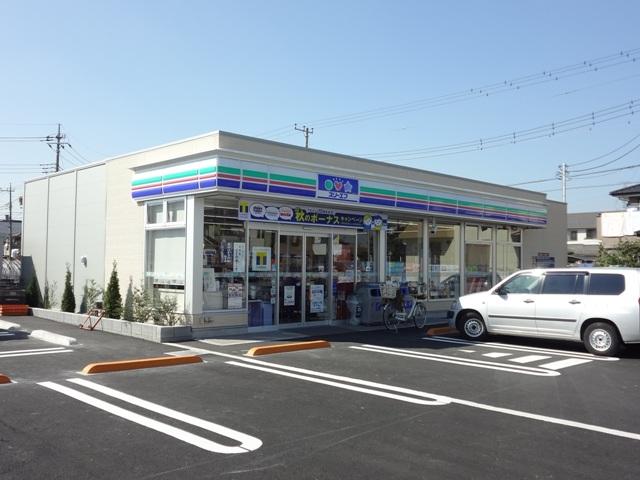 Convenience store. Three F Yashio until Iseno shop 917m