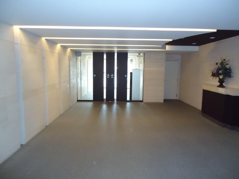 Entrance. Entrance hall