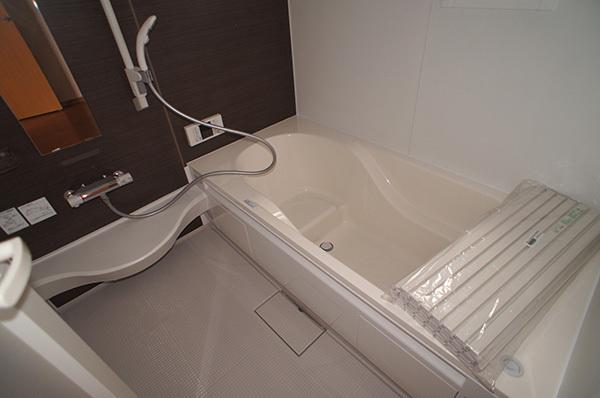 Bathroom. Bathroom dryer with a bathroom that can be comfortably wash also the day of rain