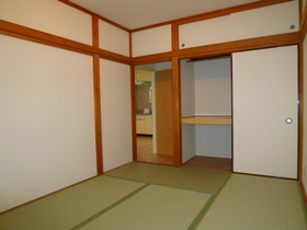 Living and room. Japanese-style room 6 quires