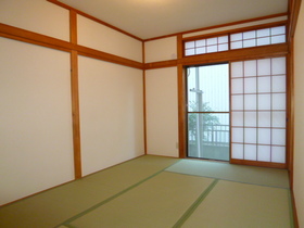 Living and room. Japanese-style room 6 quires