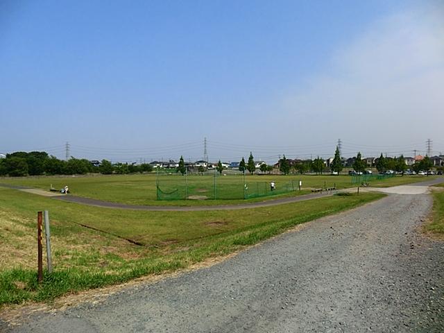 park. 657m to the Sports Park Yoshikawa