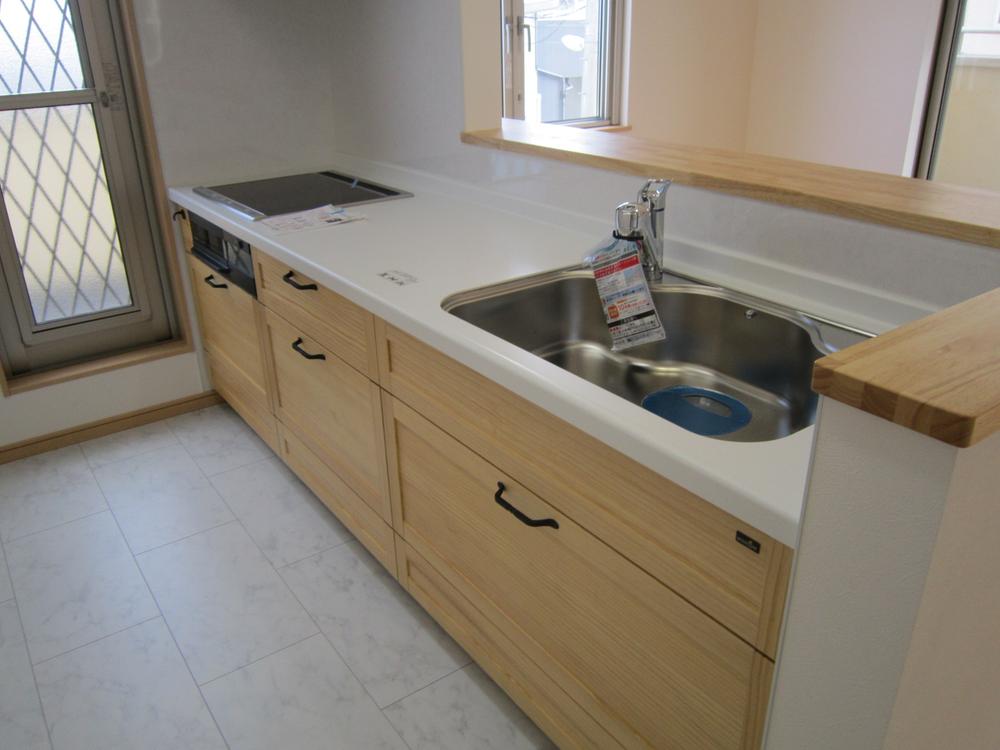 Kitchen. Indoor (February 2013) shooting A Building