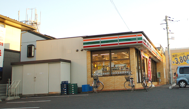Convenience store. Seven-Eleven Saitama Yoshikawa Nojiri store (convenience store) to 520m