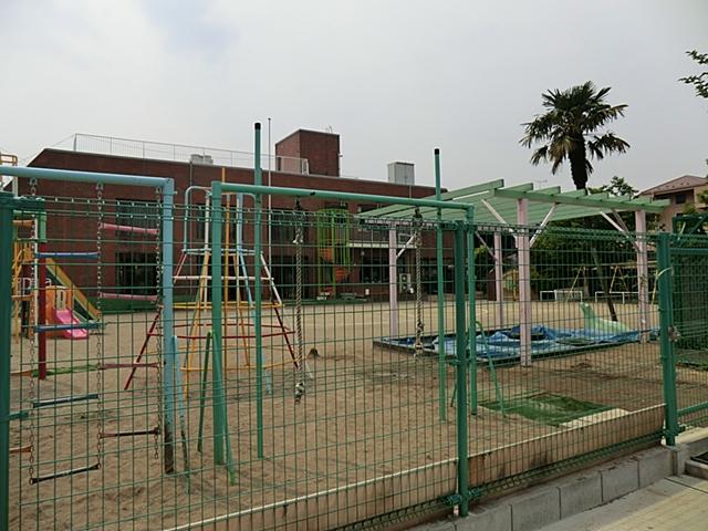 kindergarten ・ Nursery. Koshigaya 830m to child care vocational school attached Yoshikawa kindergarten