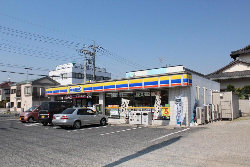 Convenience store. Ministop Co., Ltd. 160m until Yoshikawa shop