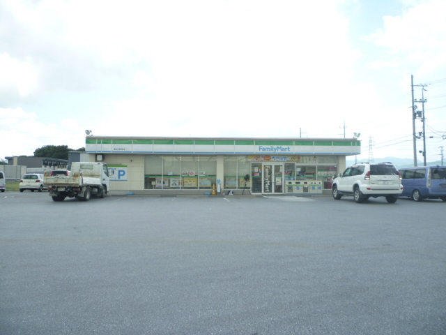 Convenience store. FamilyMart Aichi River Toendo store up (convenience store) 609m