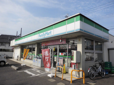 Convenience store. FamilyMart Yokaichi Sakae store up (convenience store) 676m