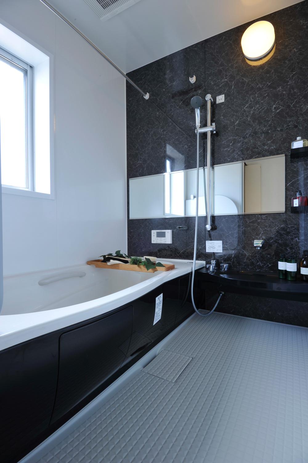 Bathroom. The spacious bathroom, The bathroom heating dryer as standard equipment, Equipped with comfort and functionality.