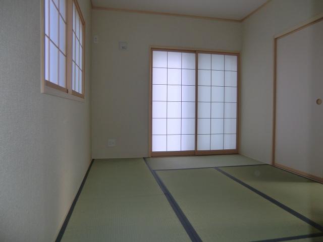 Non-living room. Indoor (11 May 2013) Japanese-style room following the shooting LDK