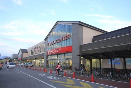 Home center. Cain Home Hikone store up (home improvement) 872m