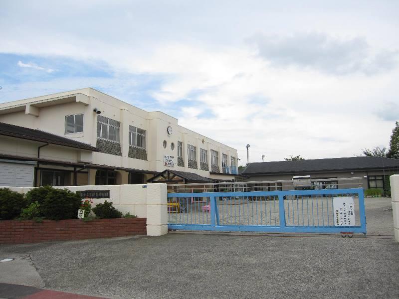 kindergarten ・ Nursery. Kusatsu Municipal Kasanui 857m to east kindergarten